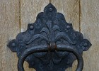 Klepadlo  Klepadlo na dveřích kostela sv. Martina v Dolních Loučkách.